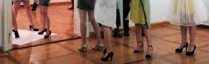 Performance "Nur Eine" in Bezugnahme auf "SFILATA"